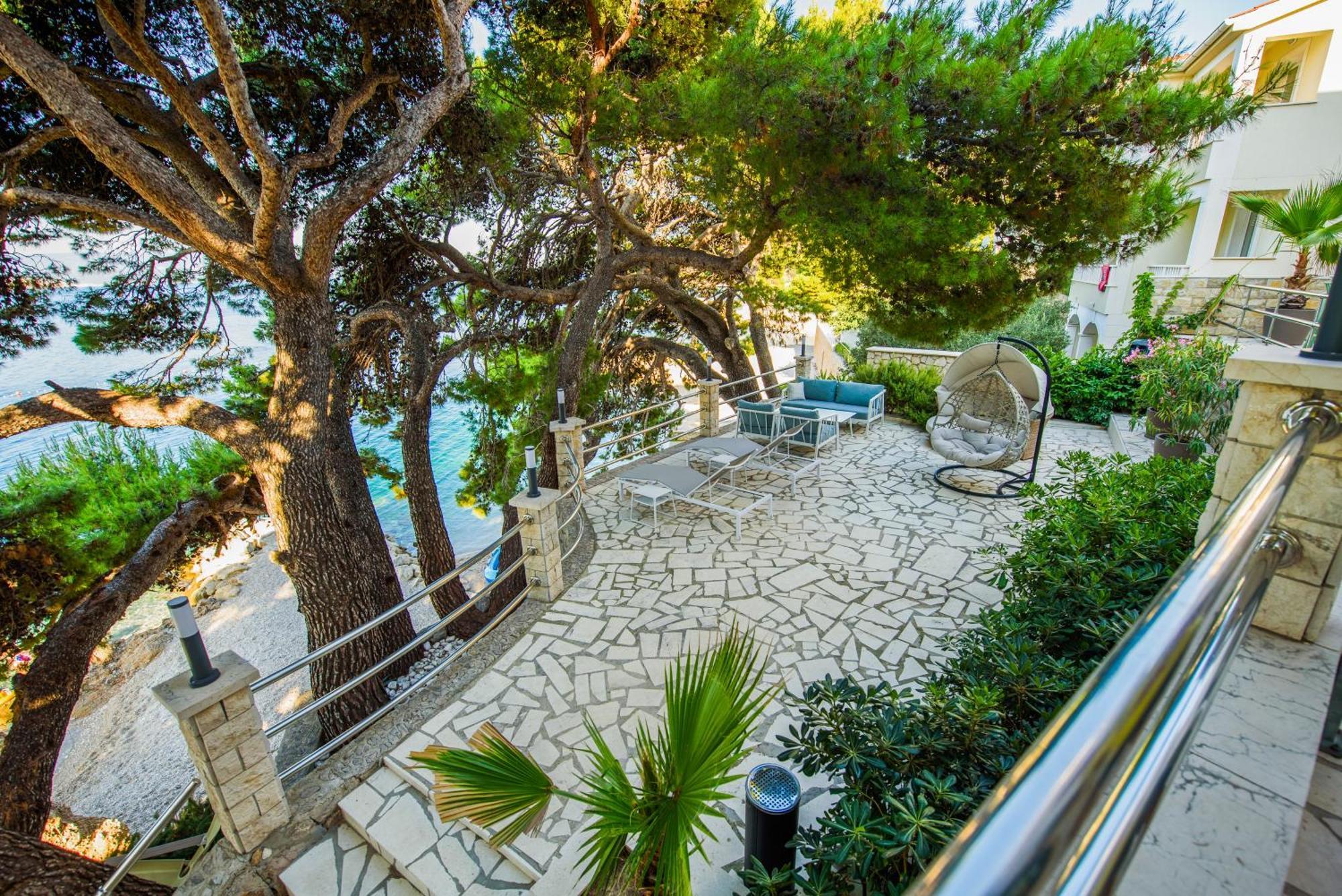 More Medici Apartments Omiš Eksteriør bilde